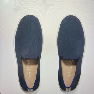 Rothys the original slip on sneaker, Womens,‎ size 8.5.